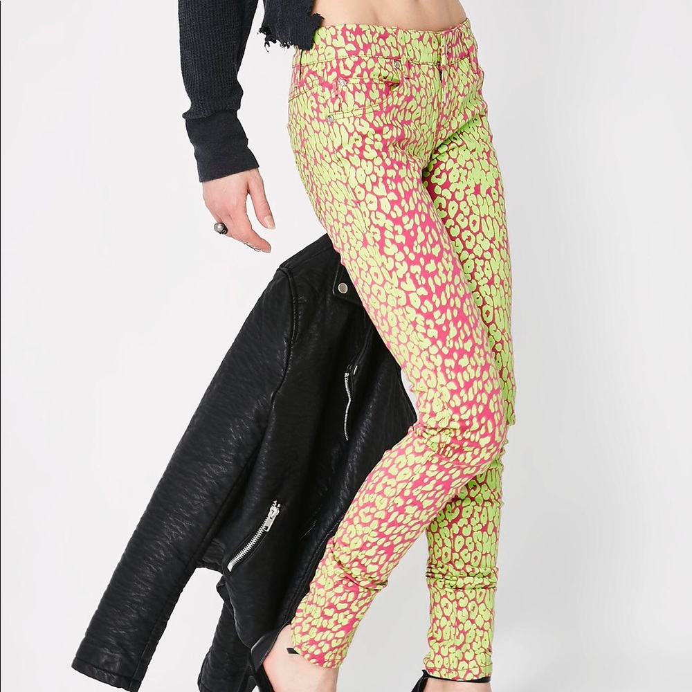 tripp nyc neon leopard jeans size 1